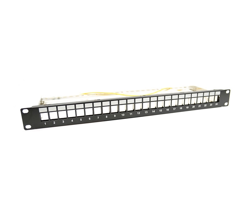 19in Blank Panel 24 Port Metal w/Cable Support 1U