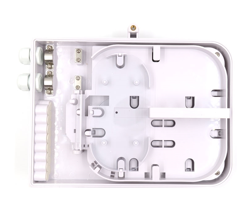 16 Adapter Slot 24 Splice Termination Box 18 Ports 16A