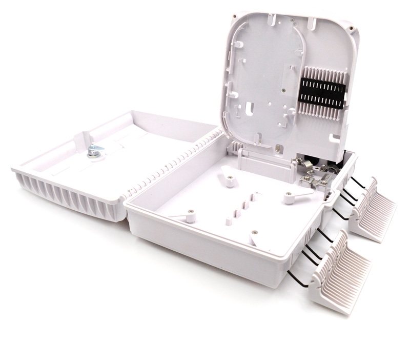 16 Adapter Slot 24 Splice Termination Box 18 Ports